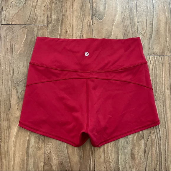 Lululemon In Movement shorts in Flamenco Red - Picture 1 of 4